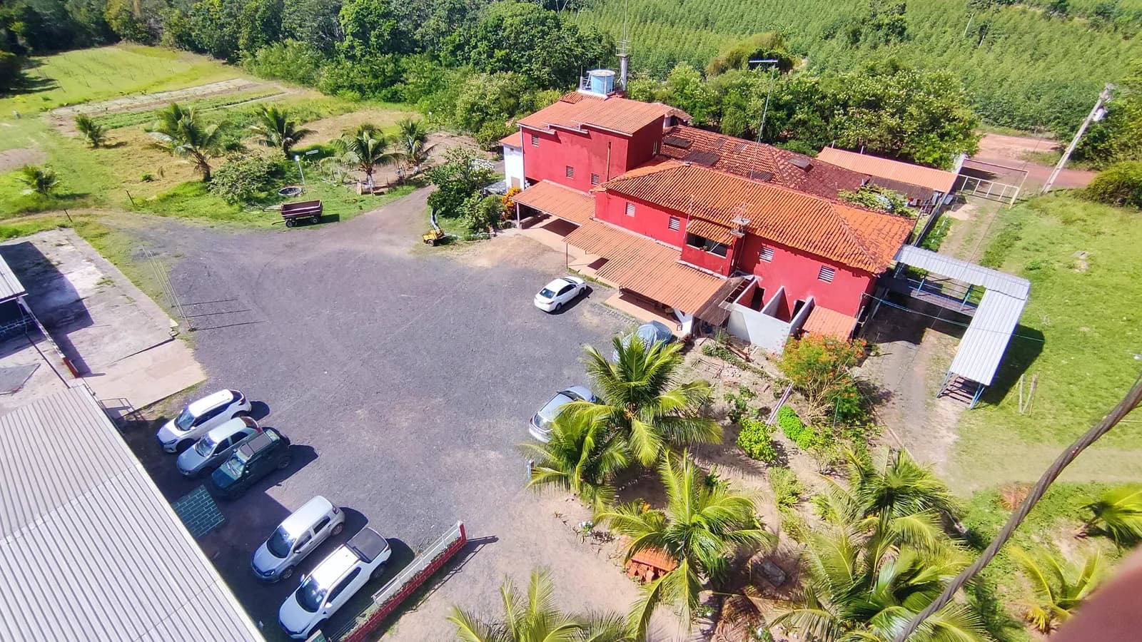 Uma escola que ensina no ritmo da terra e da família